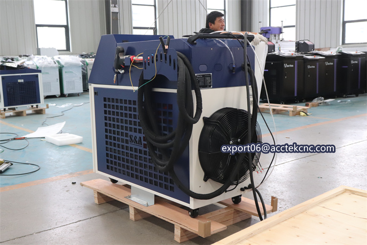 Acctek 1500W Mini Fiber Laser  - Fiber Laser Cutting Machine avis et prix